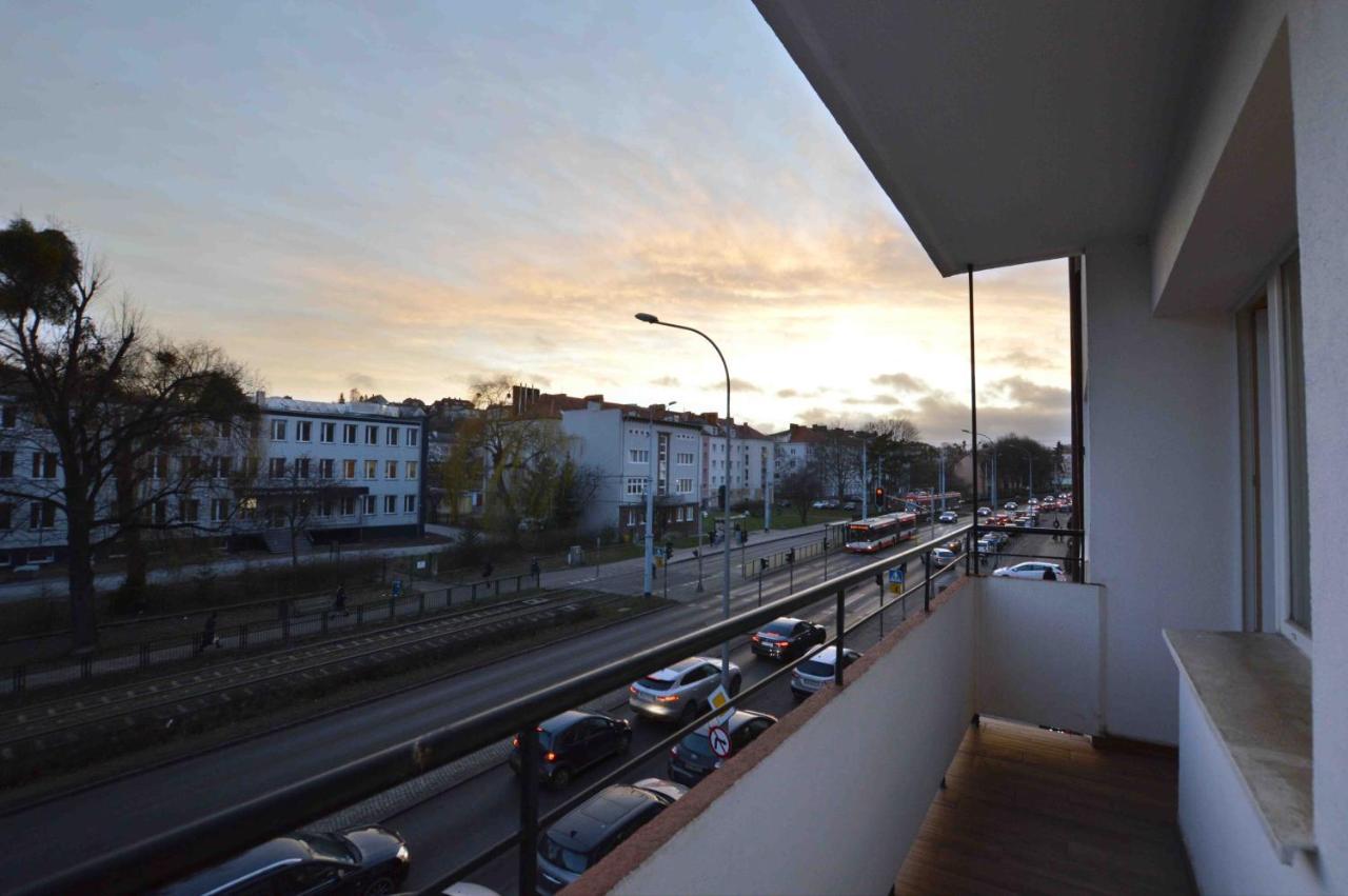 Spacious 3city With Bathtub In By Renters Apartment Gdansk