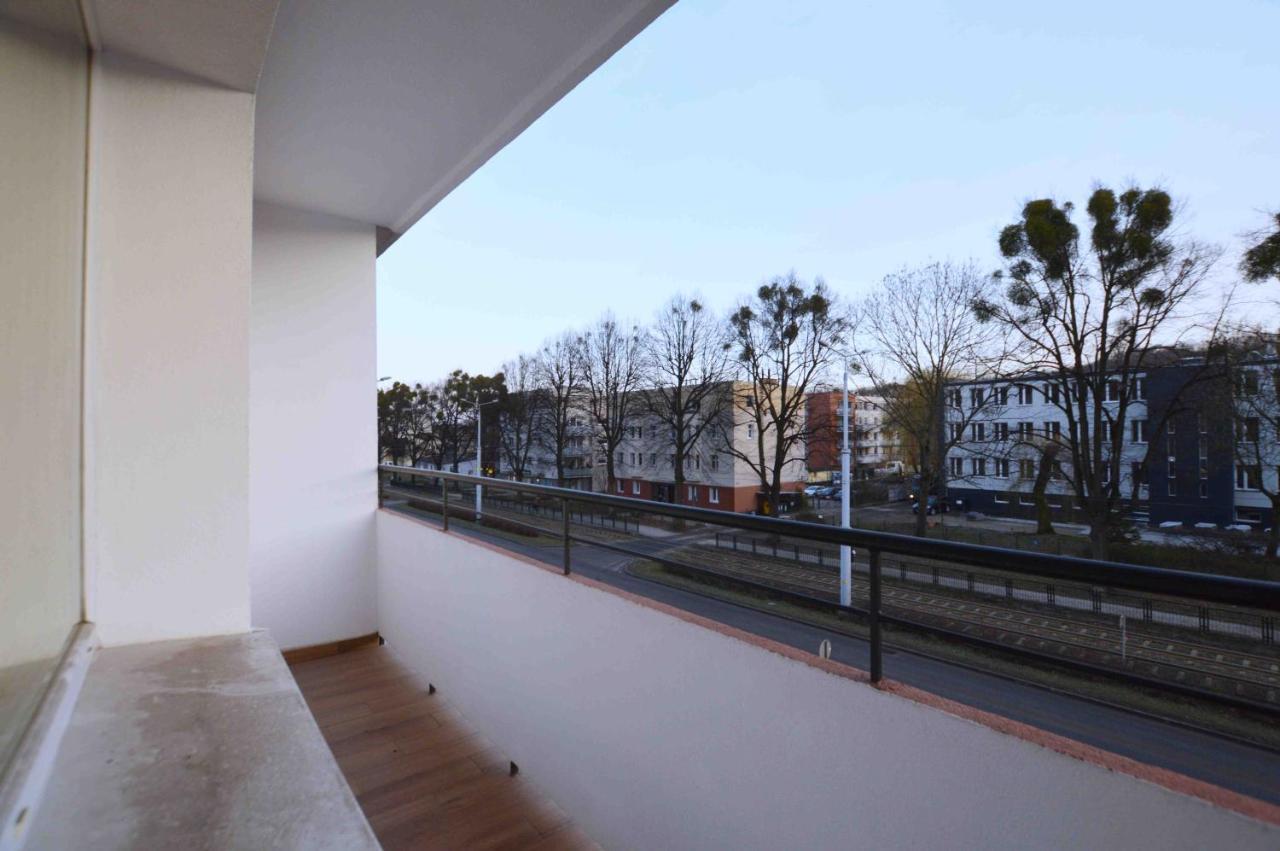 Spacious 3city With Bathtub In By Renters Leilighet